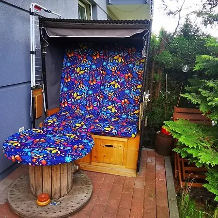 Przytulna Kawalerka Z Ogrodem * Gdansk