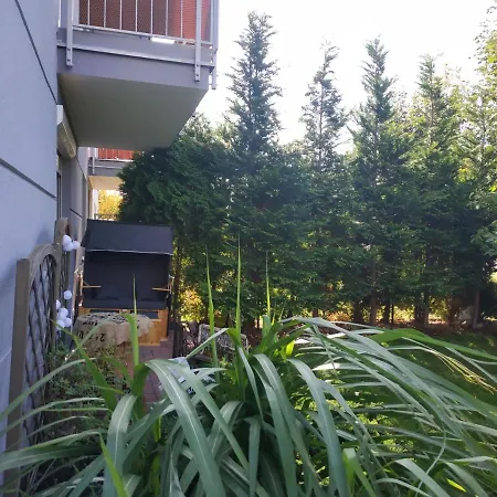 Przytulna Kawalerka Z Ogrodem *