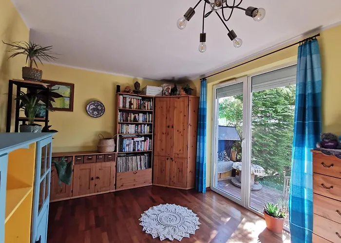 Przytulna Kawalerka Z Ogrodem *