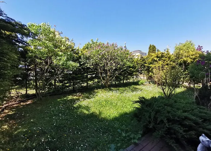 شقة Przytulna Kawalerka Z Ogrodem *