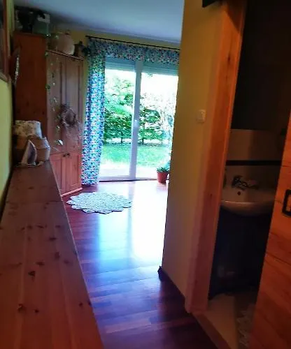 Przytulna Kawalerka Z Ogrodem Daire *