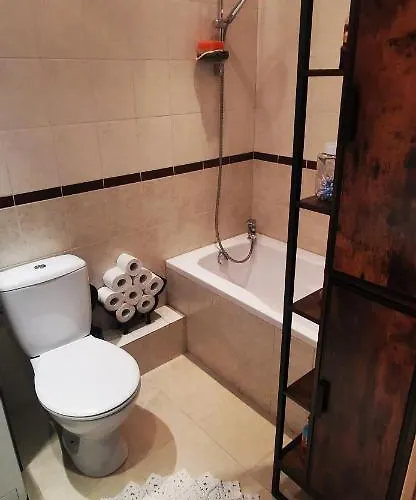 Daire Przytulna Kawalerka Z Ogrodem *