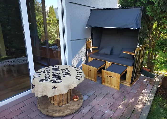 Przytulna Kawalerka Z Ogrodem شقة *